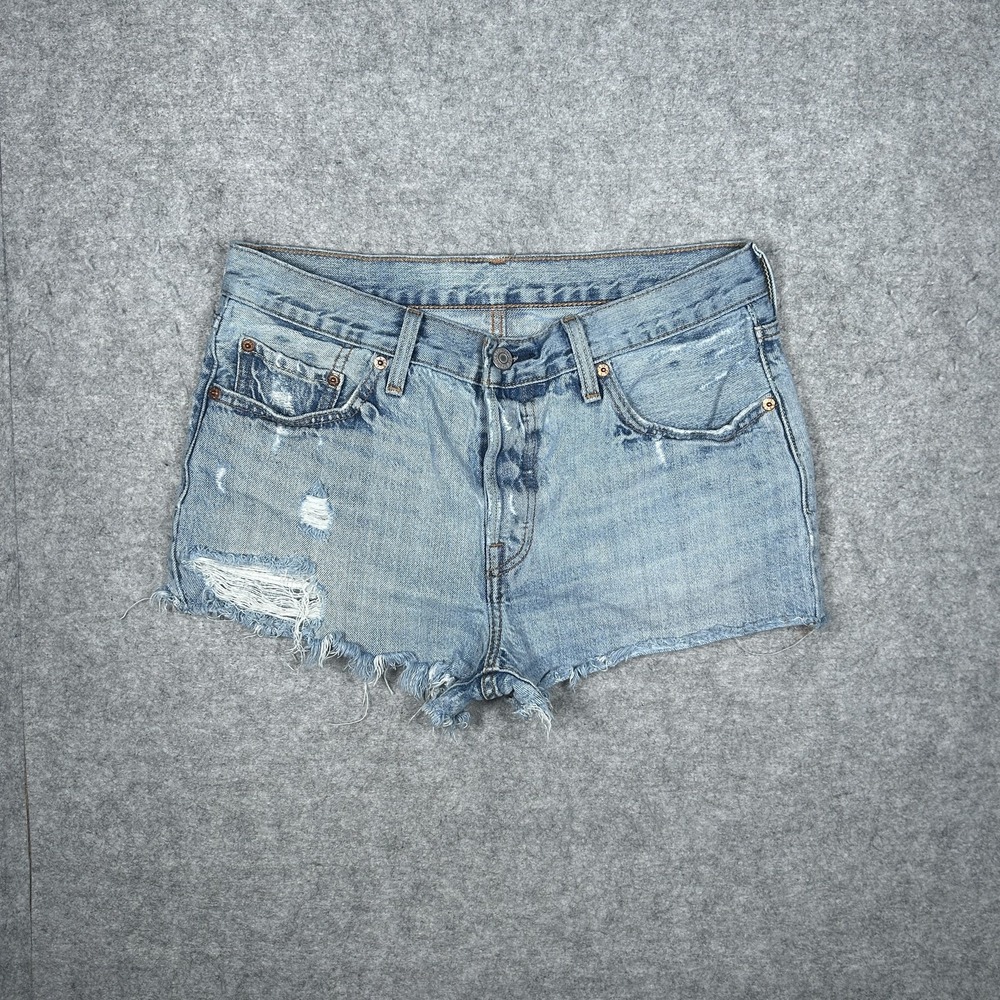 Vintage Levi's 501 Denim Shorts Womens W28(28x2) Light Blue Y2K Cutoff Daisy